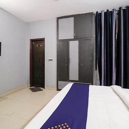 Hotel O Sunrise Guest House Gurgaon Zewnętrze zdjęcie