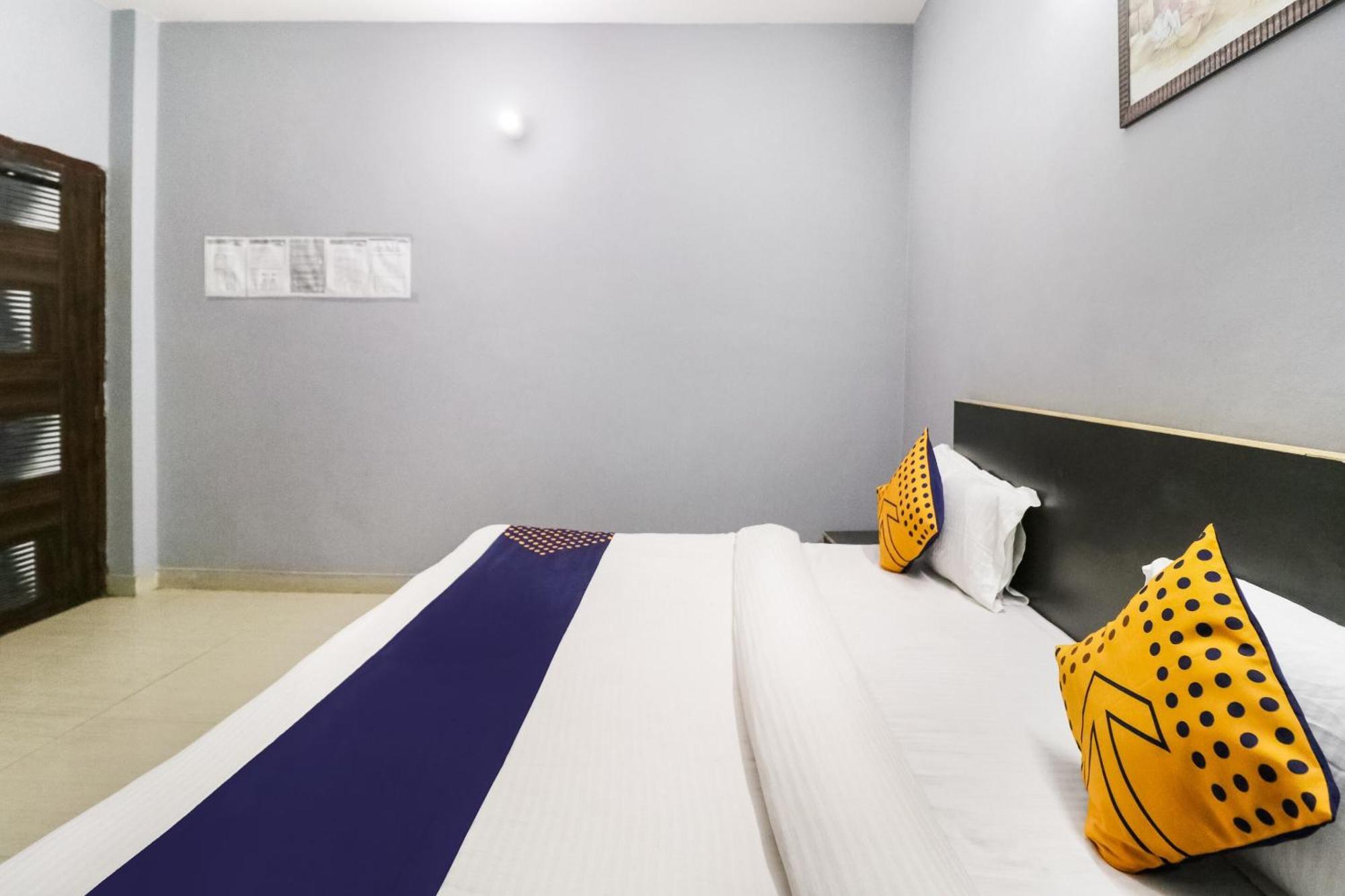 Hotel O Sunrise Guest House Gurgaon Zewnętrze zdjęcie